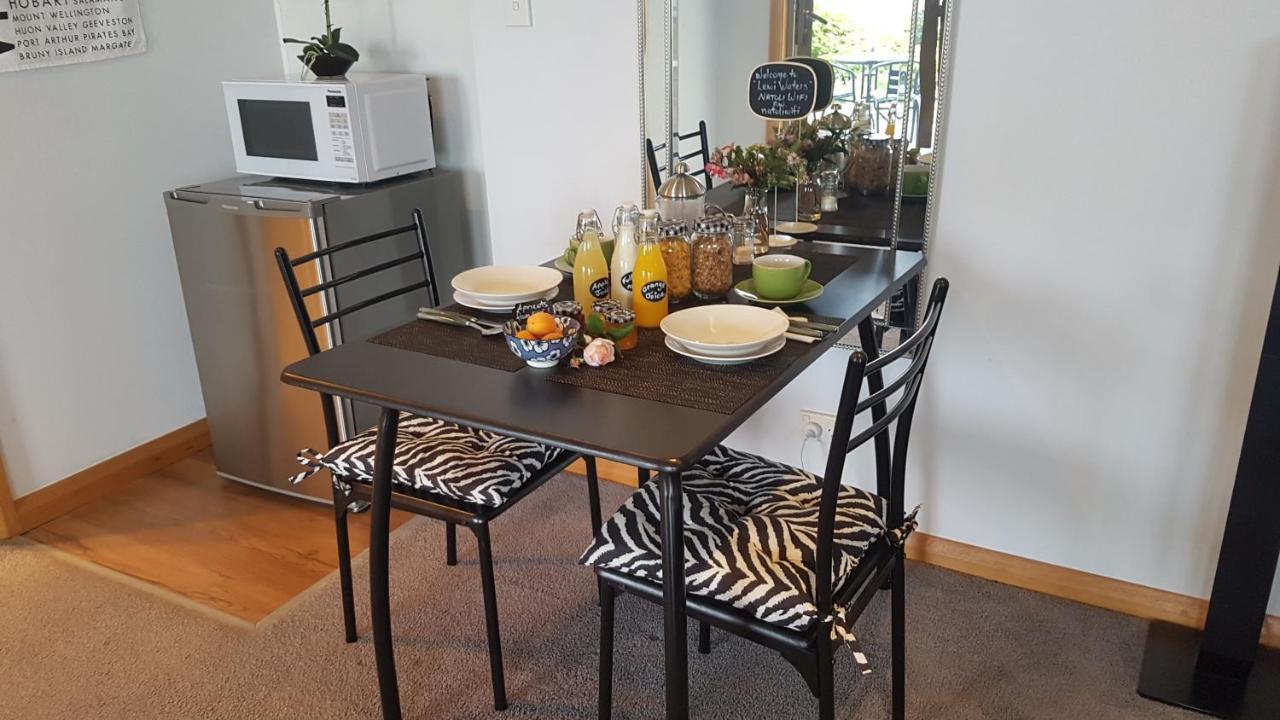 Lewi Waters Bed & Breakfast Lewisham Екстериор снимка