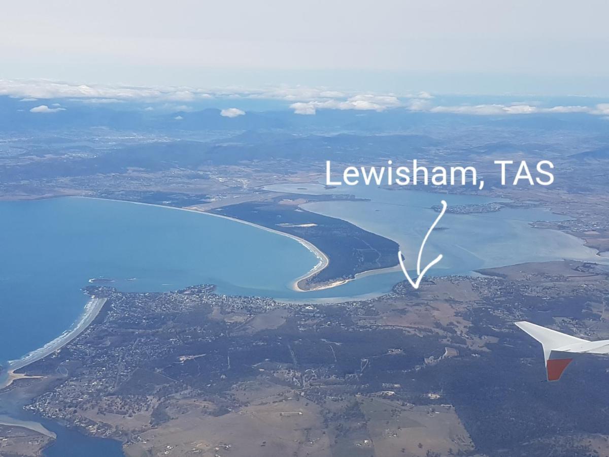 Lewi Waters Bed & Breakfast Lewisham Екстериор снимка